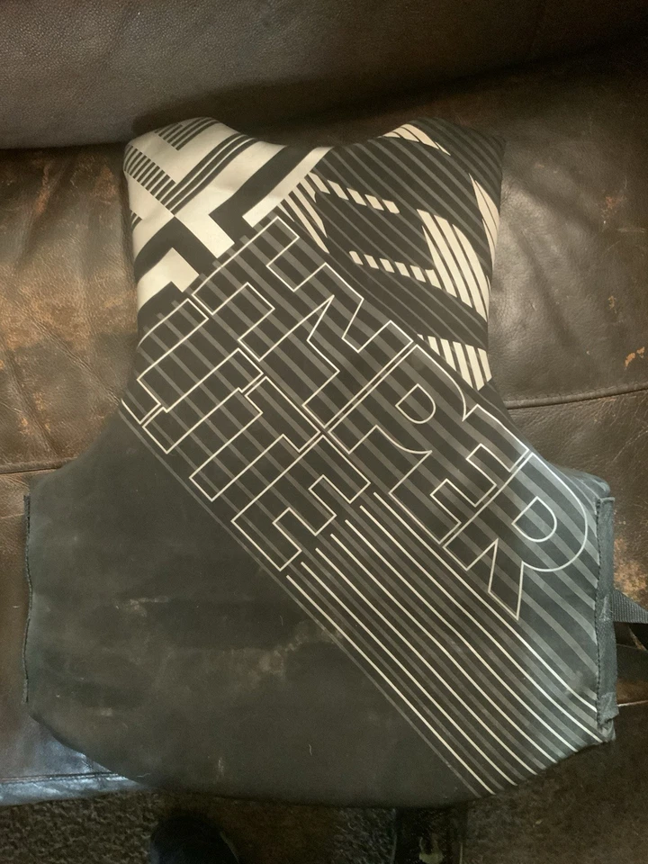 Hyper lite Vest - Image 4 of 4