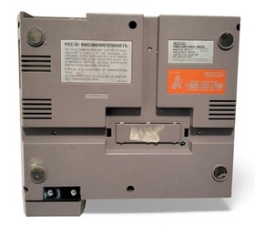 NINTENDO ENTERTAINMENT SYSTEM NES-001 CLASSIC 1985 VIDEO GAME CONSOLE BUNDLE