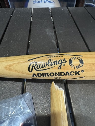 Yogi Berra Signed Mini Baseball Bat *Broken* - Picture 5 of 5