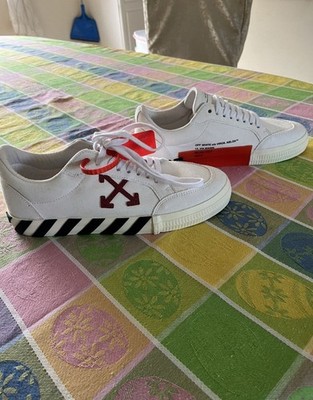 Off White Vulcanized Low Top