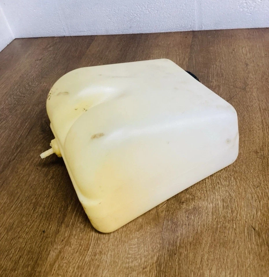 Tanque de gasolina combustível OEM CRAFTSMAN TROY BILT HUSKEE YARD MACHINE MTD 7510555B FRETE GRÁTIS - Imagem 2 de 4