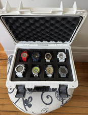 Lote de relojes de coleccionista - 8 relojes nuevos con estuche de almacenamiento duro personalizado