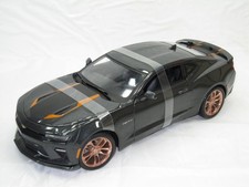2017 CAMAROSS 50th ANNIVERSARY    COUPE   METALLIC CHARCOAL  NEW IN BOX 1:18.