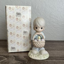Enesco Precious Moments Figurine Wishing You a Basket Full of Blessings 109924