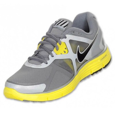 ghost 12 running shoes