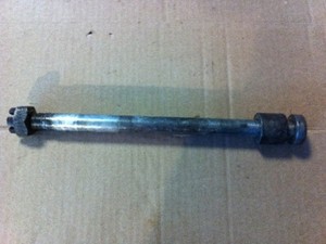 Steckachse hinten Achse vom Hinterrad Hinterradachse Kawasaki GPZ 305