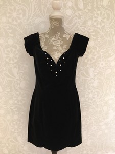 dorothy perkins black velvet dress