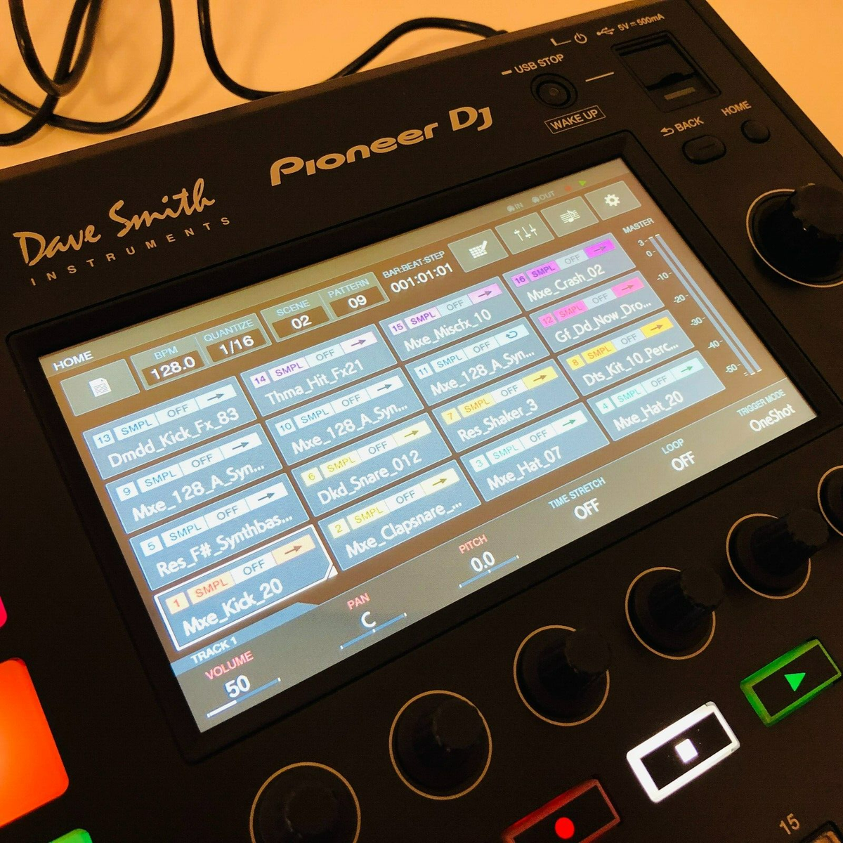 DTM・DAW Pioneer DJ toraiz SP-16 Pioneer DJ TORAIZ SP-16 Pro DJ and Production Sampler Dave