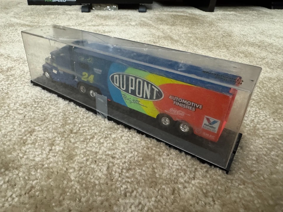 Jeff Gordon #24 DuPont Premier Edition Transporter – Limited 1 of 3,500 - Image 2 of 4