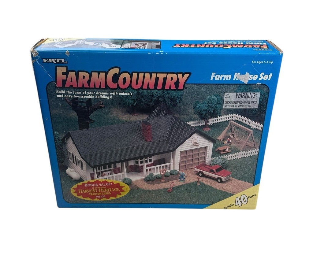1/64 Ertl Farm Country Farm House Set Single Story New In Open Box