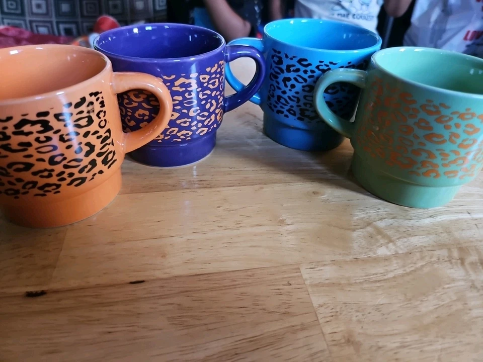 Taza de café Graydon Hall Foto 2 de 3