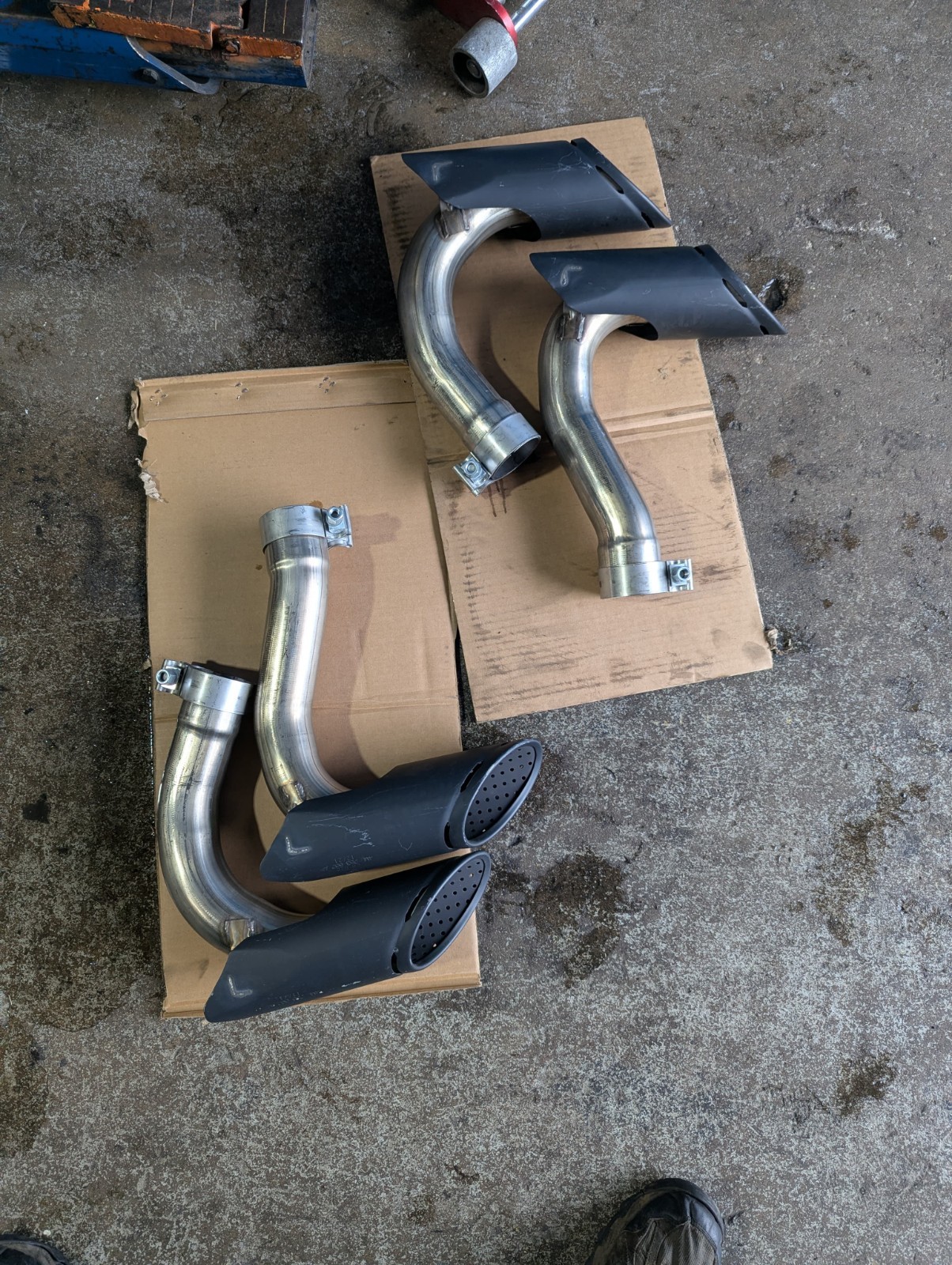 18-23 OEM LAMBORGHINI URUS MUFFLER  EXHAUST TIPS MATTE BLACK FULL SET