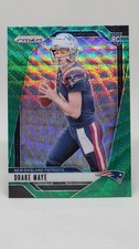 2024 Panini Prizm - Rookies Drake Maye #329 Green Wave Prizm (RC)