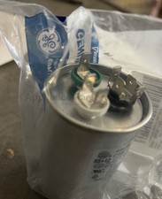 General Electric Air Conditioner Part # WJ20X20068 - Capacitor