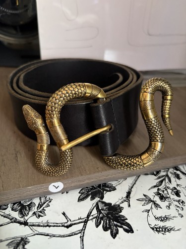 Gucci Black Leather Snake Belt Size 93/38  100% Authentic