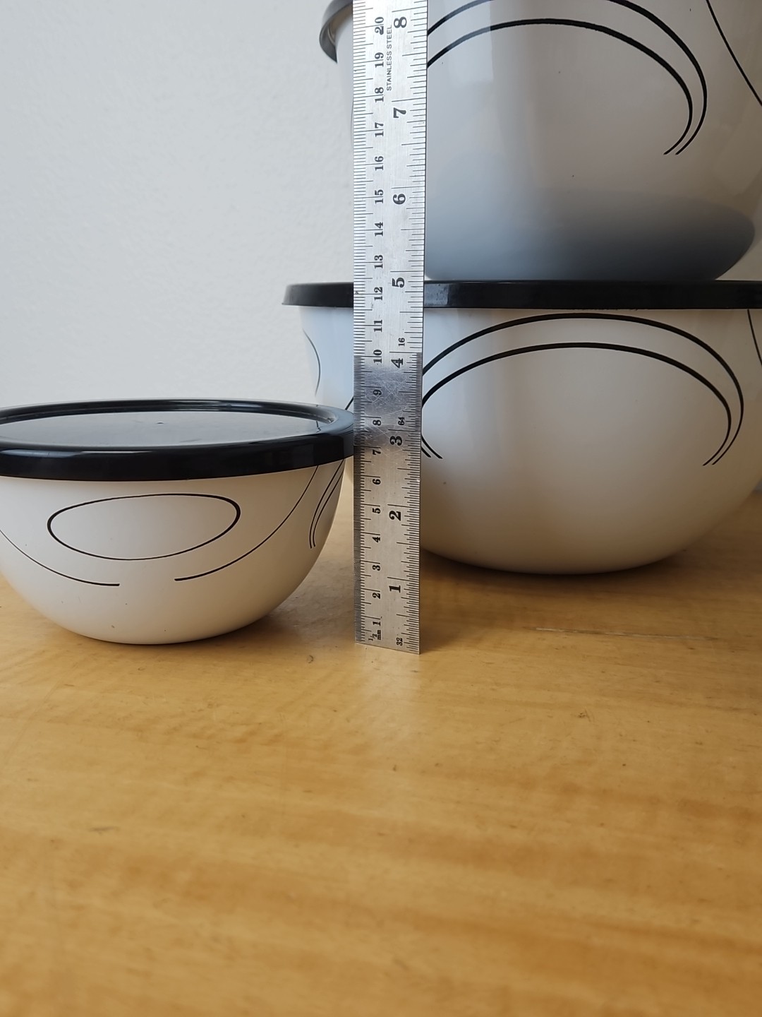 12-Piece Reston Lloyd Metal Nesting Bowl Set, "Simple Lines" bowls lids 44237