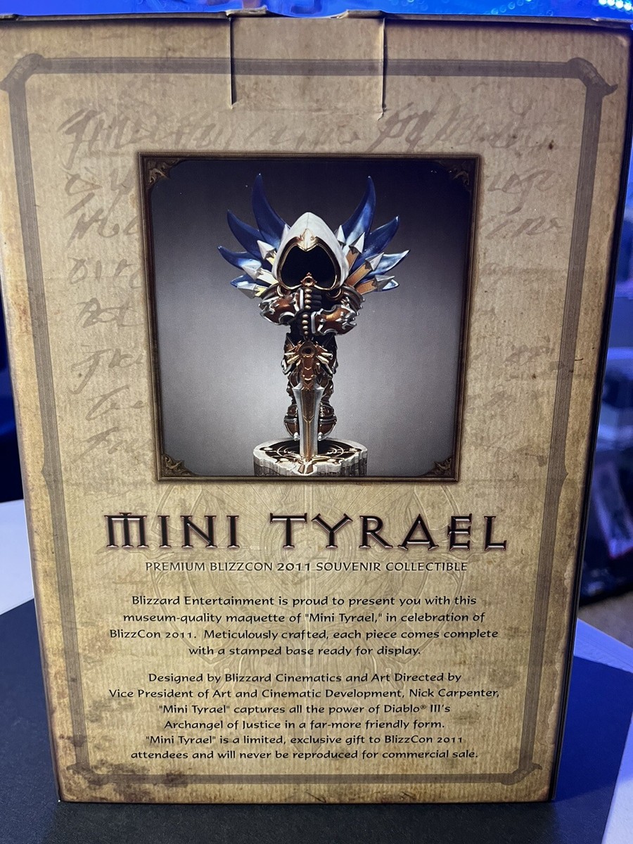 Blizzard Diablo 3 III Mini Tyrael Statue Blizzcon 2011 By SIDESHOW
