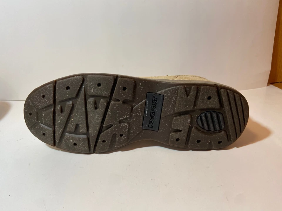 Rockport 男式“世界巡回赛经典”系带砂磨砂皮革休闲鞋 8W — 第 4/4 张图片