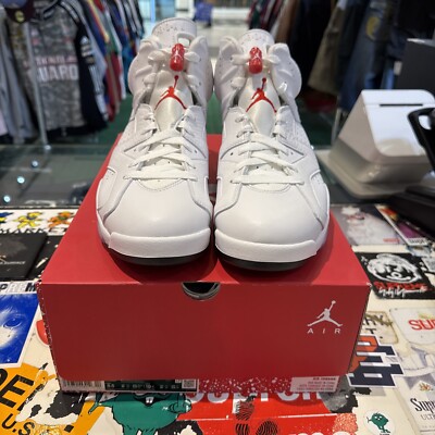 Size 8.5 - Jordan 6 White and University Red 2022 Red Oreo CT8529