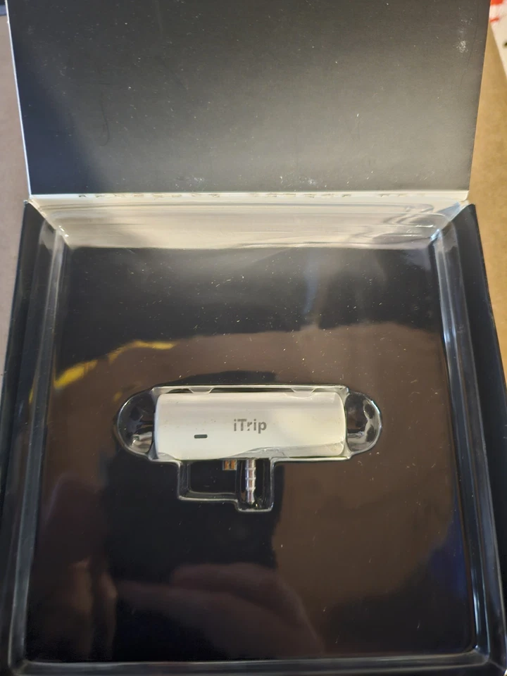 Transmisor de radio FM Griffin iTrip - Usado Foto 3 de 3