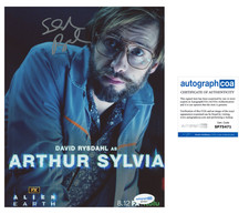 David Rysdahl 'Alien: Earth' Signed 8x10 Photo 'Arthur Sylvia' ACOA