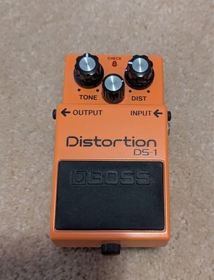 Boss DS-1 Electric Guitar Distortion Effect Pedal