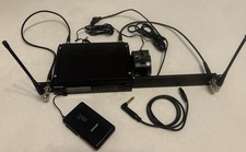 Shure SLX4 Funkempfänger mit SLX1 Gitarrense...