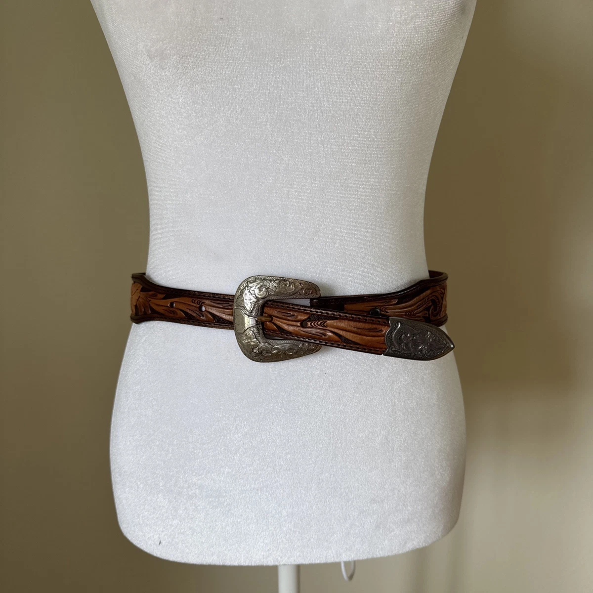 Tony  Lama ,Western Tooled  Leather Belt with Ornate Silver Buckle Leather Belt  main image 2