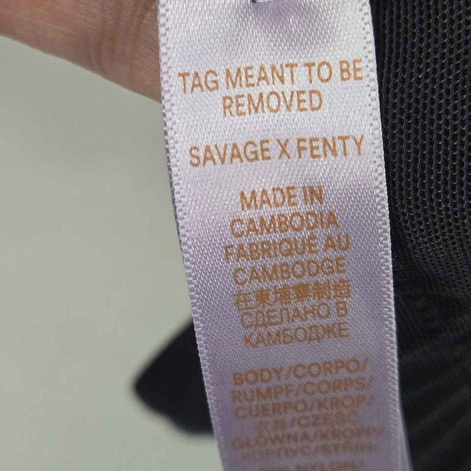 Savage X Fenty Women Bra 46DD Black T Shirt Lightly Lined Underwired - Image 4 of 4