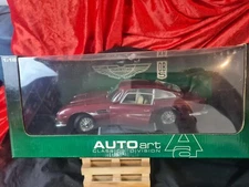 AUTOART  CLASSIC DIVISION    1:18 ASTOM MARTIN DB 5