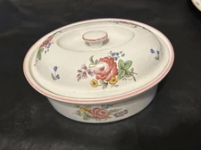 Spode Marlborough Sprays Covered Casserole Dish White Pink Floral 10”x7.75”