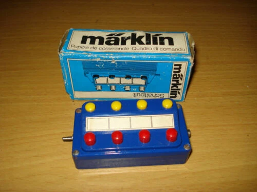 Controles de accesorios analógicos Märklin para modelismo ferroviario