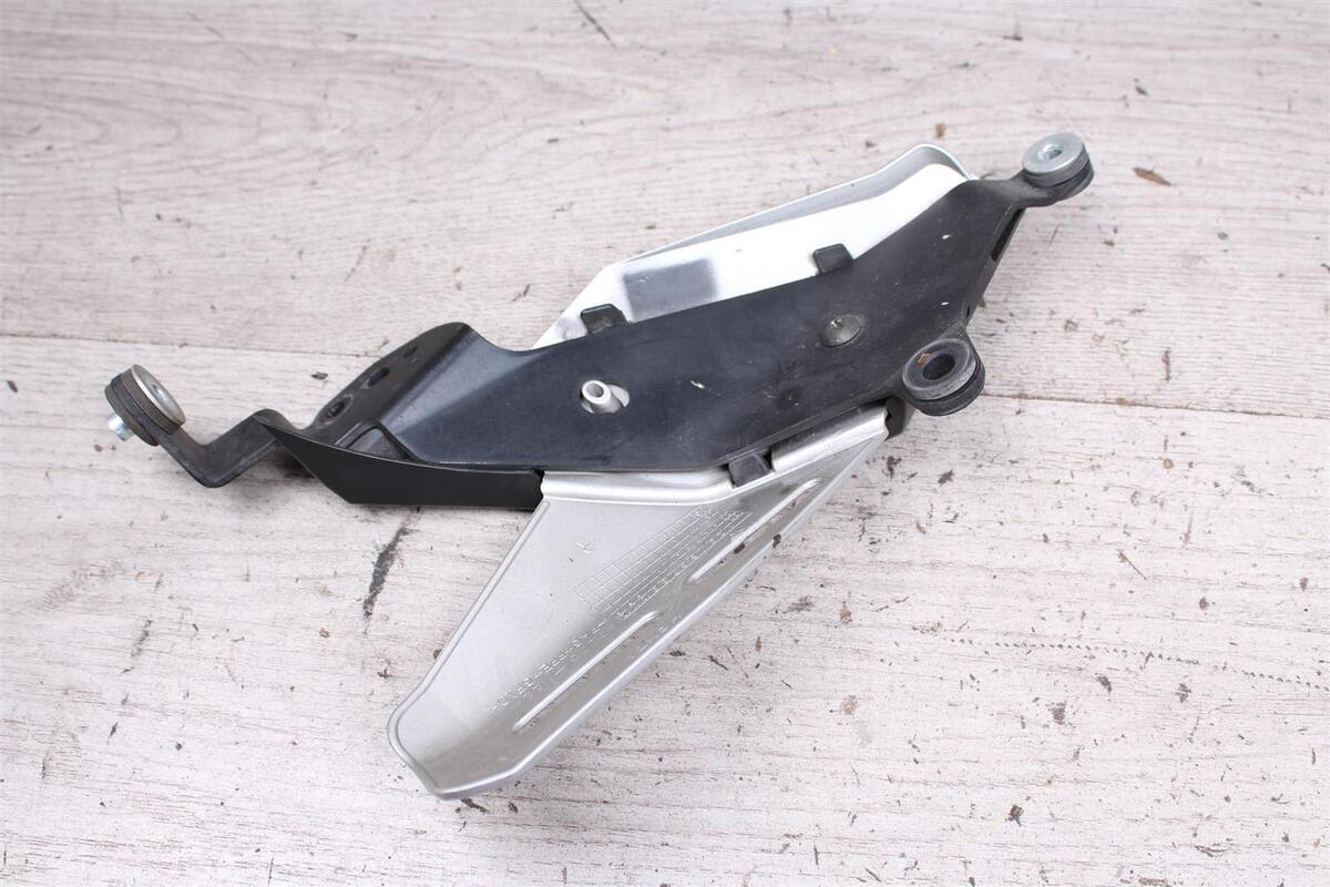 Abdeckung Verkleidung rechts 80103-MEEA Honda CBR 600 RR Abdeckung Verkleidung rechts 80103-MEEA Honda CBR 600 RR