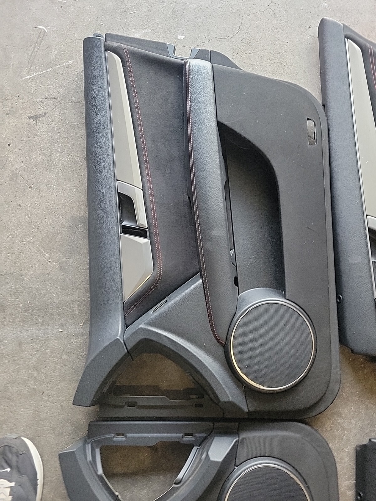 Mercedes-Benz 20472017639D88 Genuine OEM Door Trim Panel for sale 