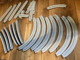 LEGO Monorail Track  Lot 27 Pieces 2671 | 2672 | 2677 | 2678 | 2772c01 | 2772c02