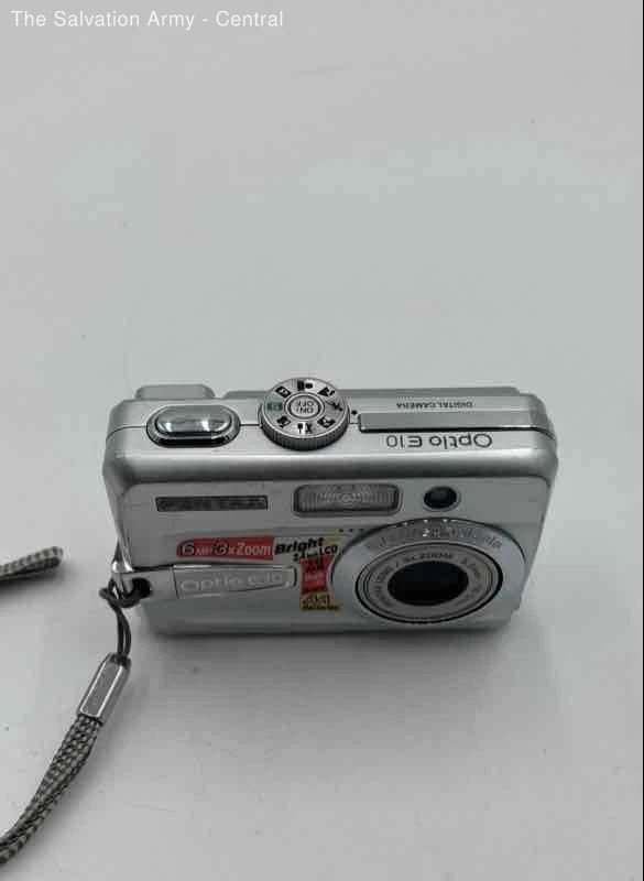 Pentax Optio E10 Silver 6MP 3x Optical Zoom Digital Camera w/Wrist Strap - Image 2 of 4