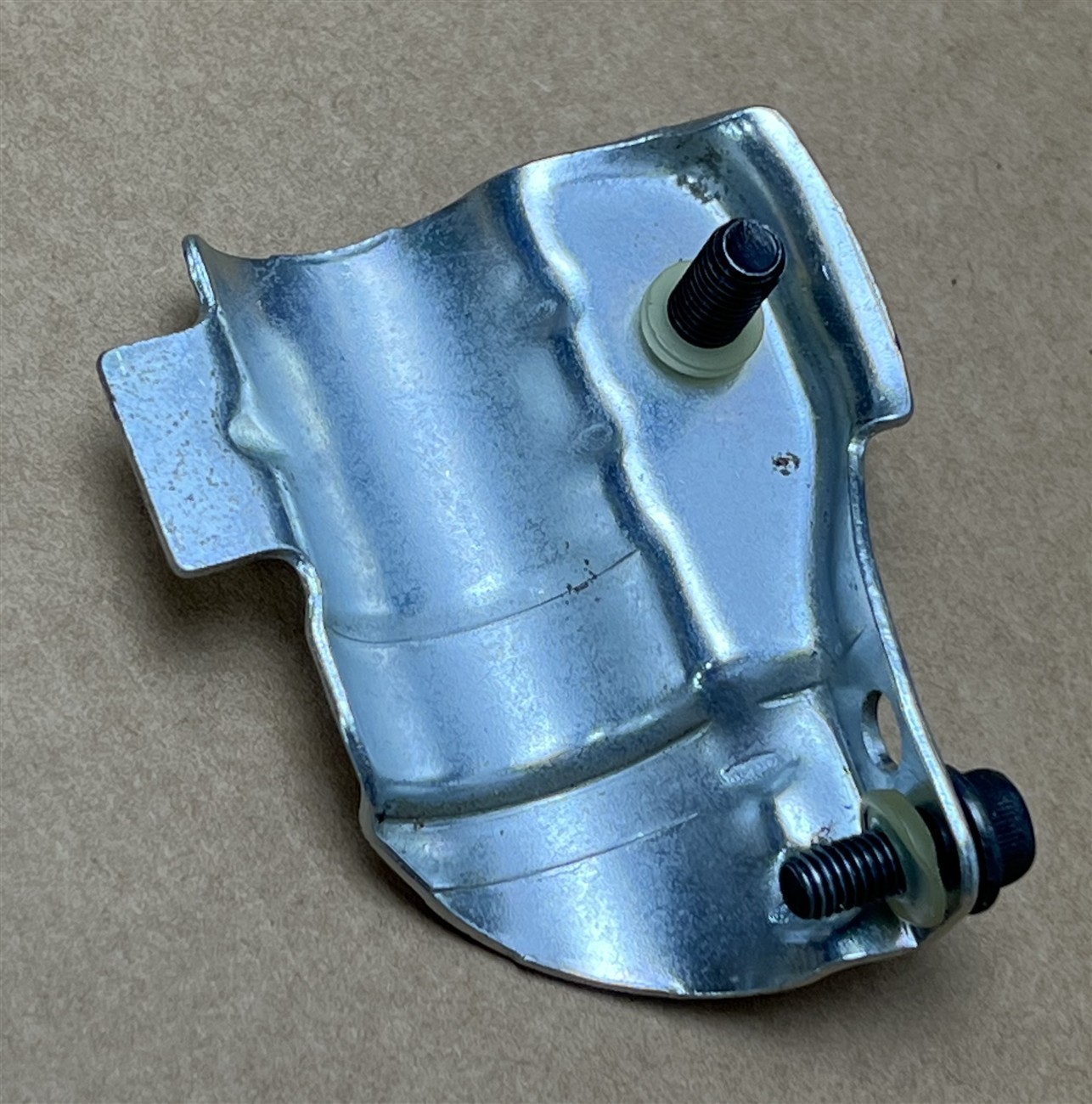 Genuine HUSQVARNA 574306903 Trimmer Deflector Guard Shield CLAMP 525 525L 525LX 