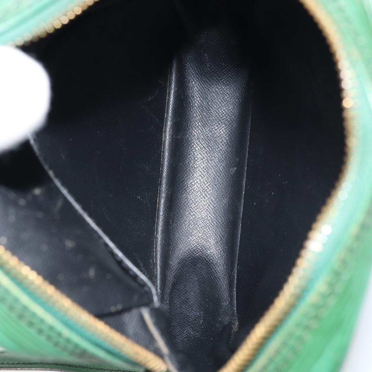 Authentic Louis Vuitton Epi Danube Green Shoulder Bag M45634 image 9