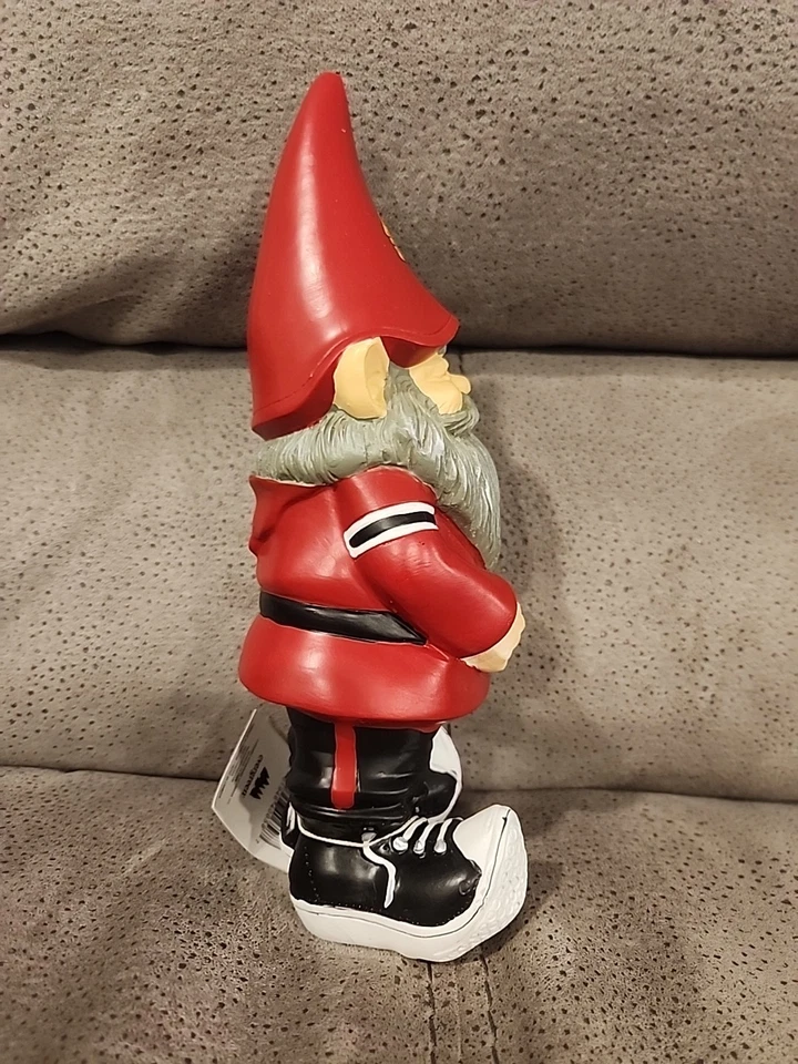 Chicago Blackhawks Evergreen Design Garden Statue NHL Gnome Yard Lawn - Image 4 of 4