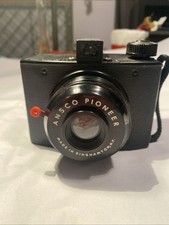 VINTAGE 1940'S ANSCO PIONEER CAMERA Be Sure To Look At All Photos.