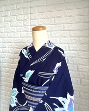  Good condition Elegant adult yukata, navy blue, cool flower pattern, neat,