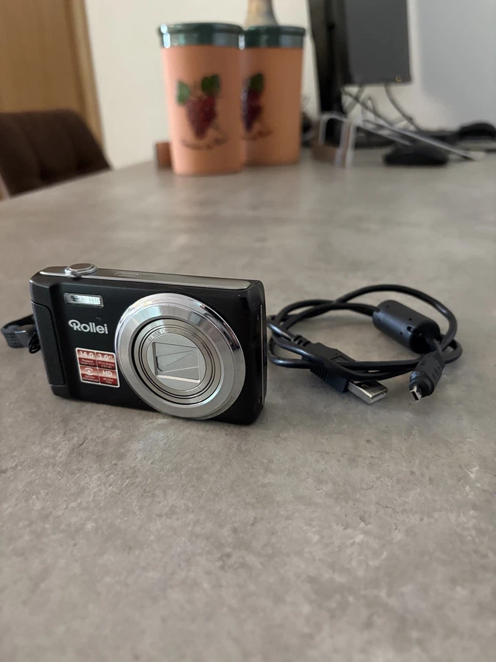 Rollei Compactline 360 Digitalkamera – 14 MP – HD Video – mit Zubehörpaket - Bild 3 von 4