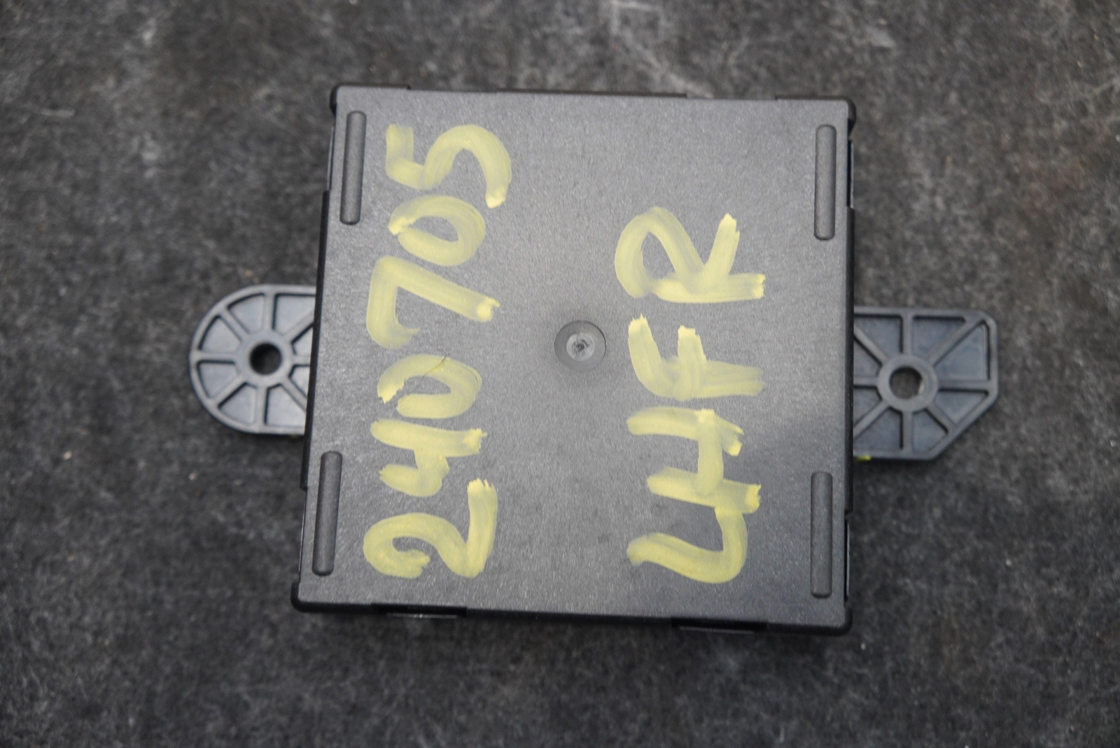 Front Left Driver Door Computer Control Module 670297726 Maserati Grecale 2023