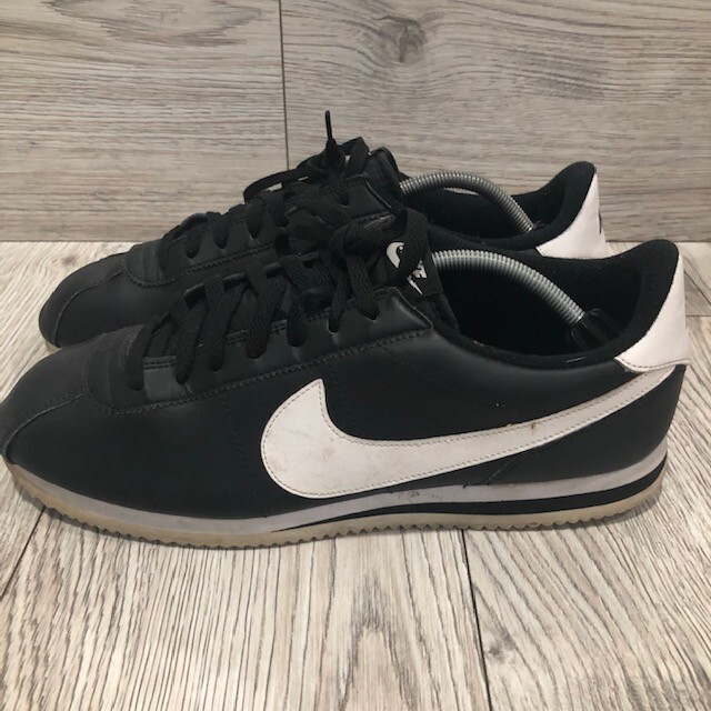 nipsey hussle nike cortez
