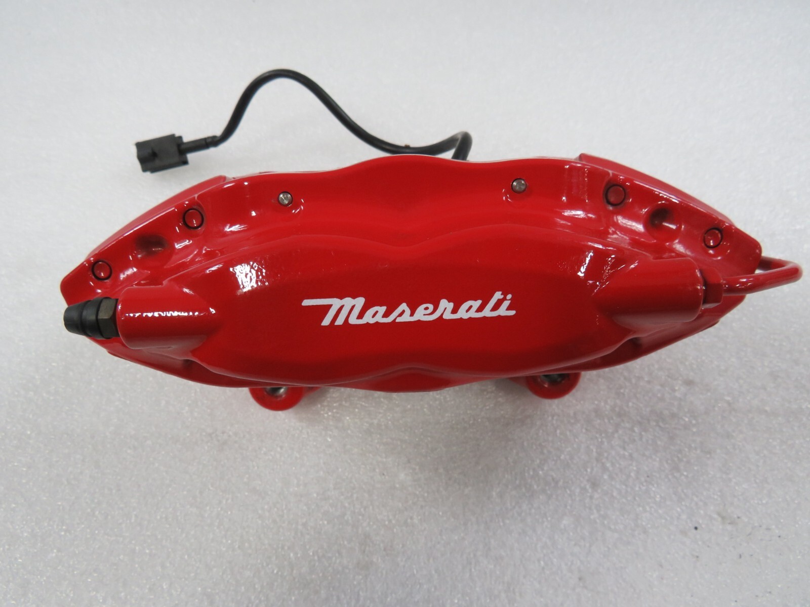 2016 Maserati Quattroporte, Ghibli, LH, Rear Brake Caliper, Used, P/N 670006308