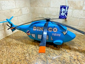 dinoco helicopter carrying case and cars
