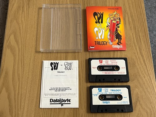 Spy Vs Spy Trilogy Commodore 64 Cassette - All Working -👽👾Retro Gift Idea👾👽 - Afbeelding 2 van 24