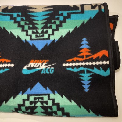 Nike ACG x Pendleton Wool Southwestern Aztec Navajo Style Pattern