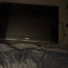Toshiba TV Black Television Flat Screen Display Monitor Home Entertainment