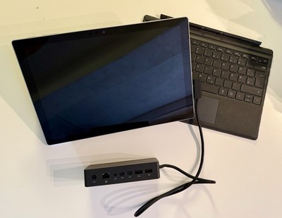 Microsoft Surface Pro Tablet Laptop | i5 | 256GB SSD | Inklusive Dockingststion